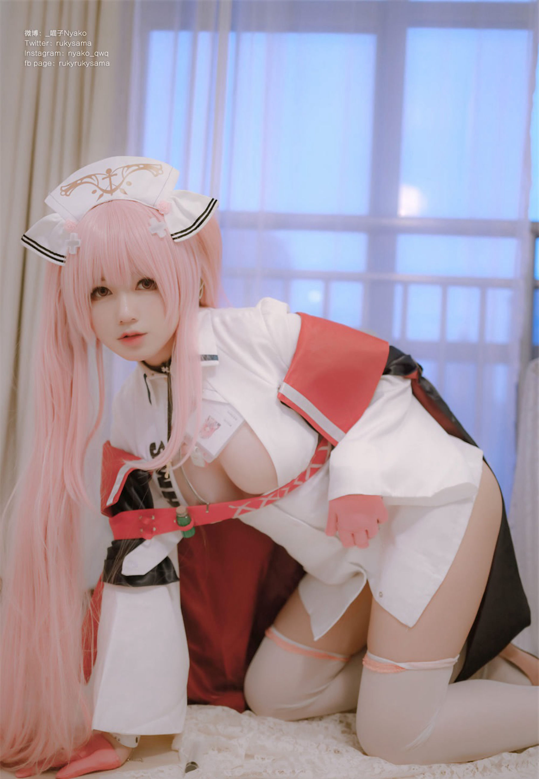 [福利COS] 萌妹子Nyako喵子 - 英仙座护士