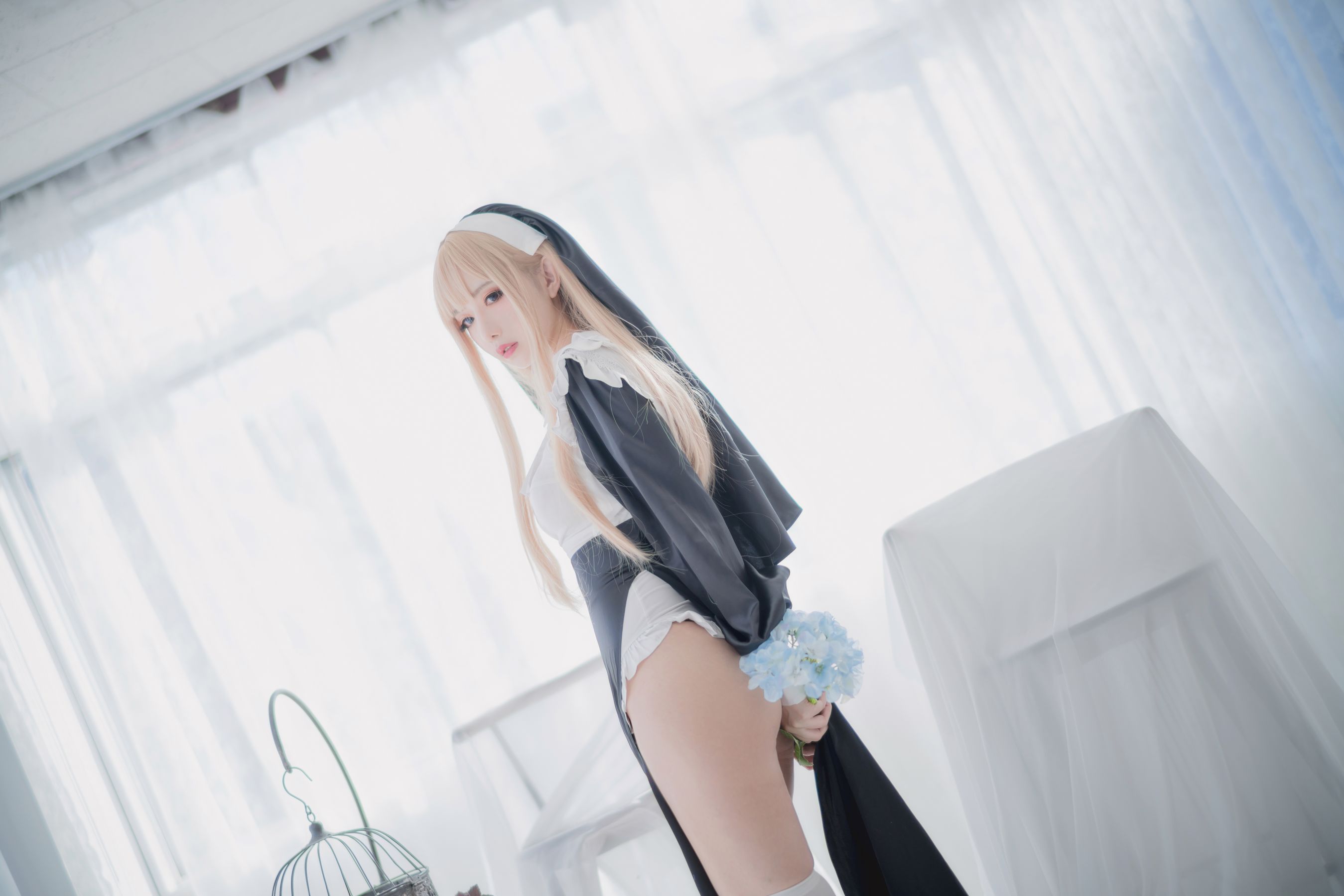 [网红COSER] Shika小鹿鹿 - 修女