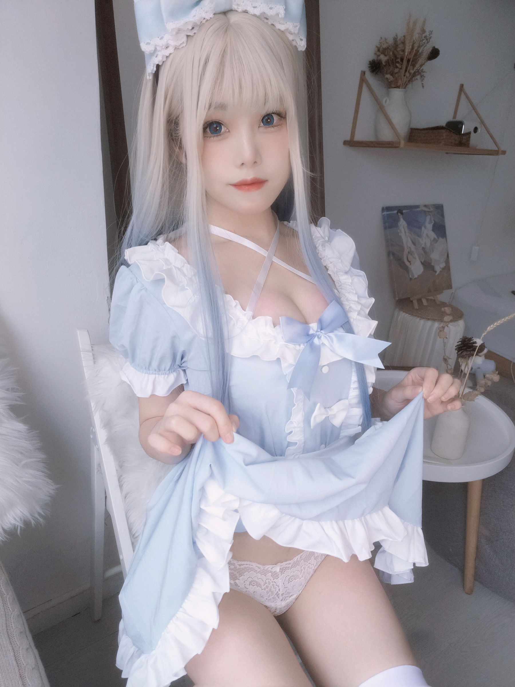 [网红COSER] 萌系小姐姐蜜汁猫裘 - 蓝女仆 - 图库库