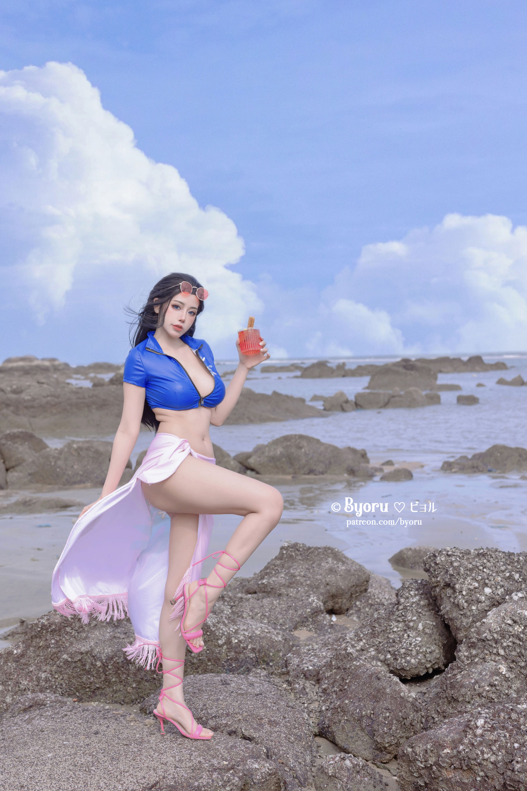 [福利COS] 日本性感萝莉Byoru - Nico Robin