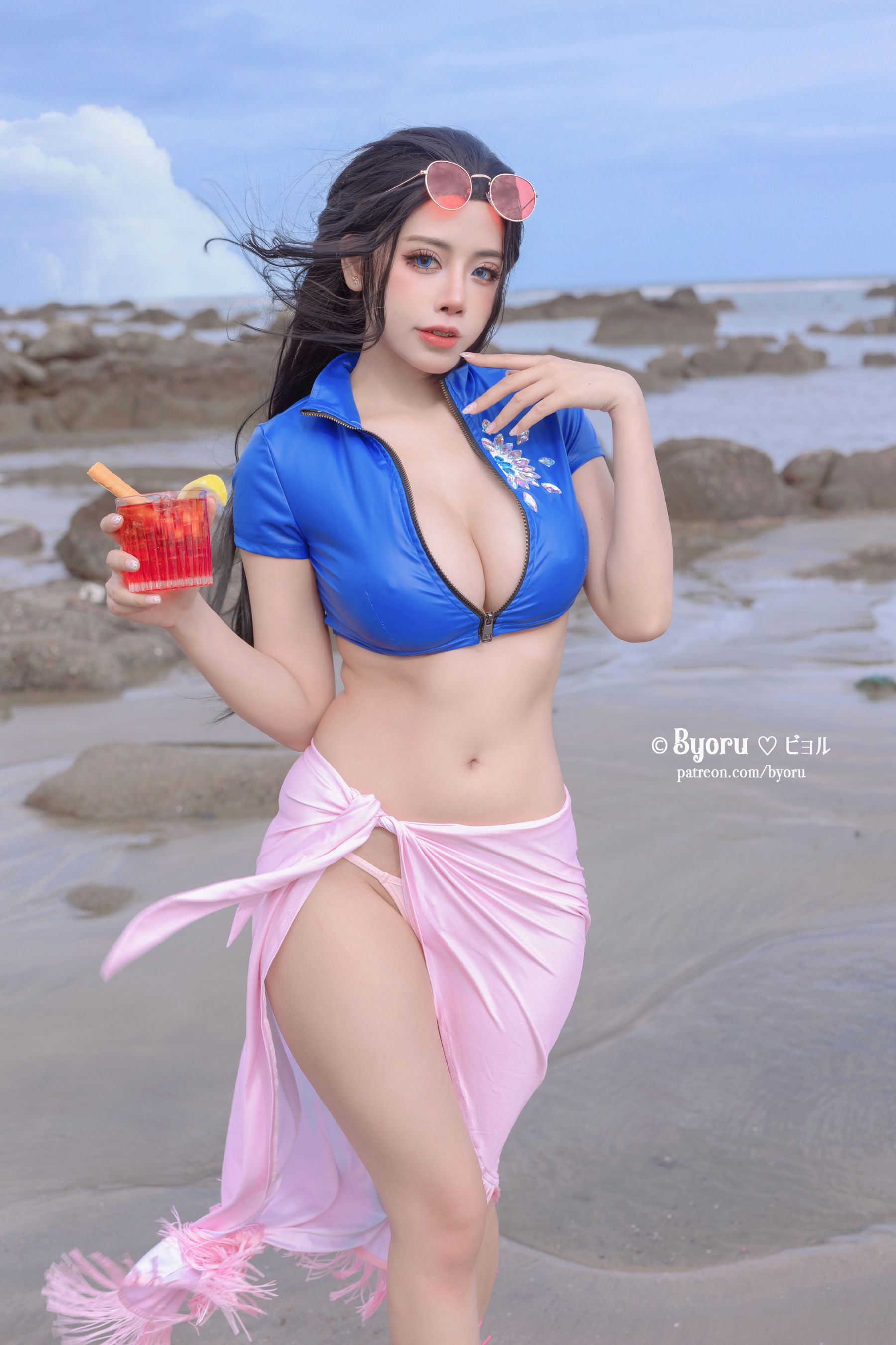 [福利COS] 日本性感萝莉Byoru - Nico Robin