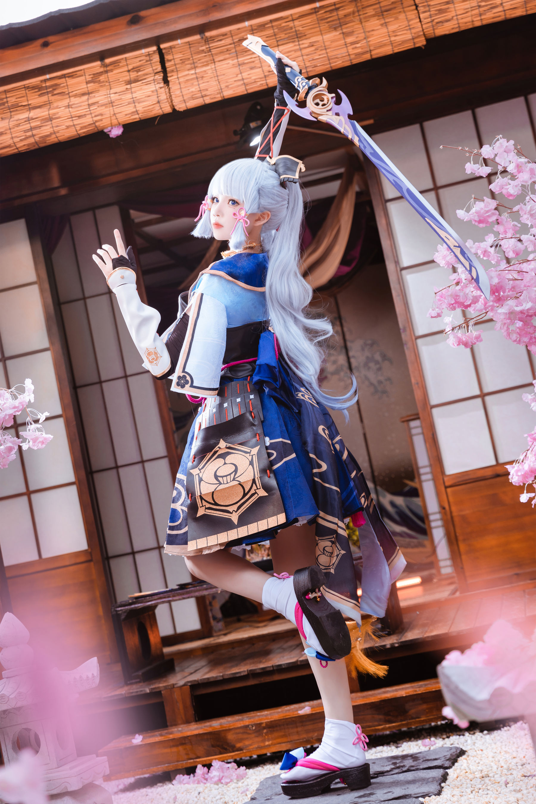 [福利COS] 桜桃喵 - 神里绫华