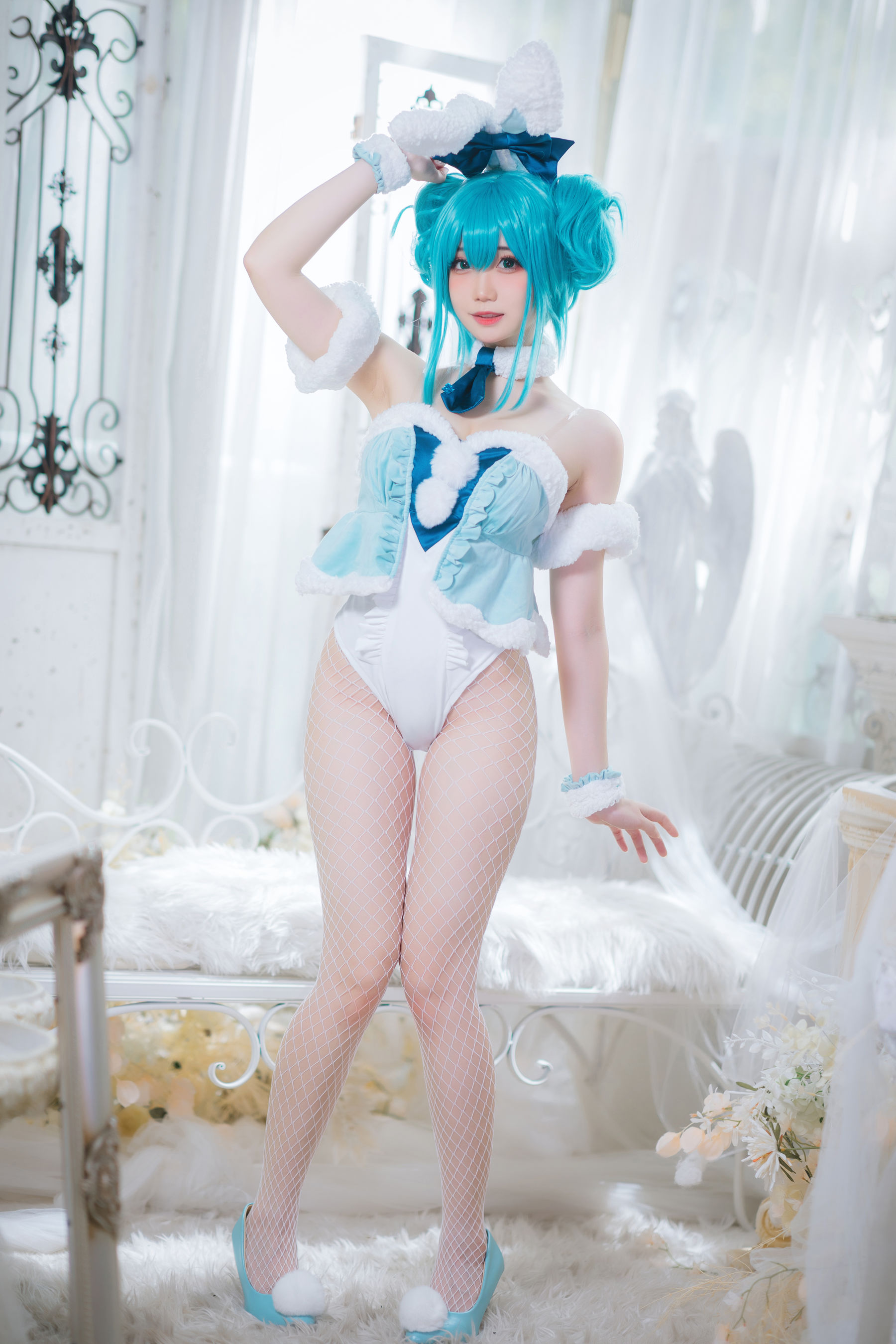 [福利COS] 焖焖碳 - 初音兔女郎