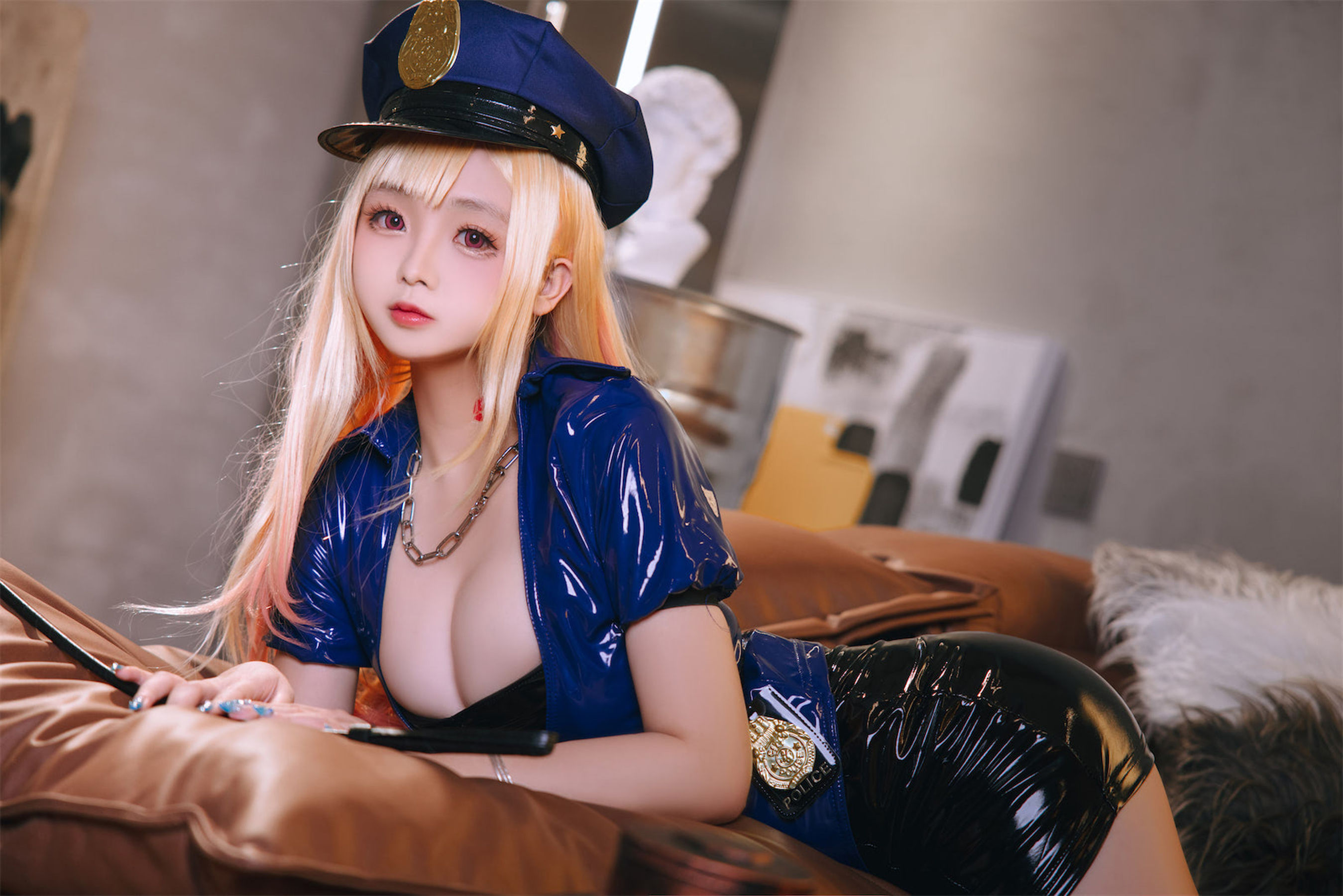 [福利COS] Cosplay日奈娇 - 喜多川海梦女警