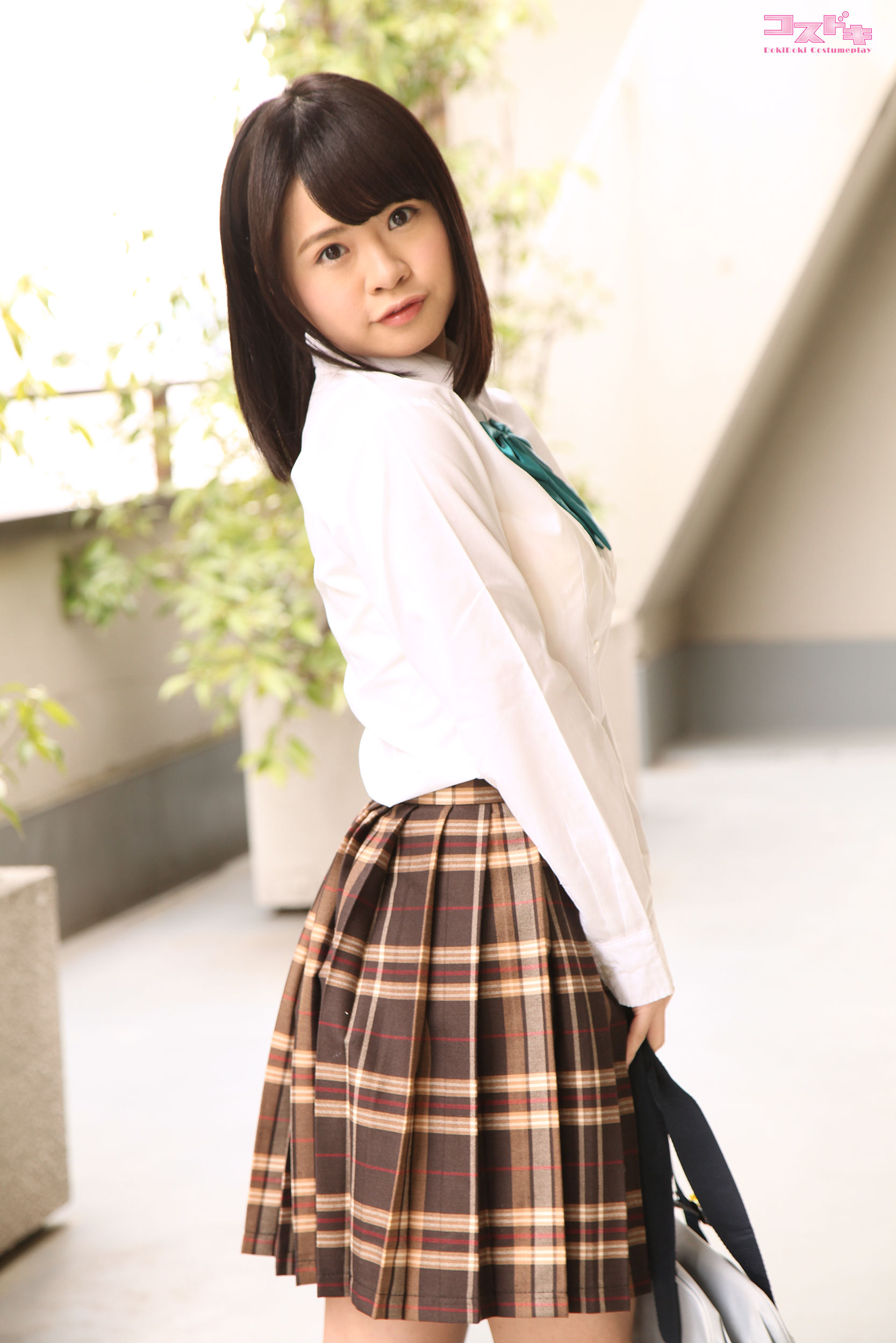 [Cosdoki] Yurina Aizawa 相澤ゆりな aizawayurina_pic_seifuku1