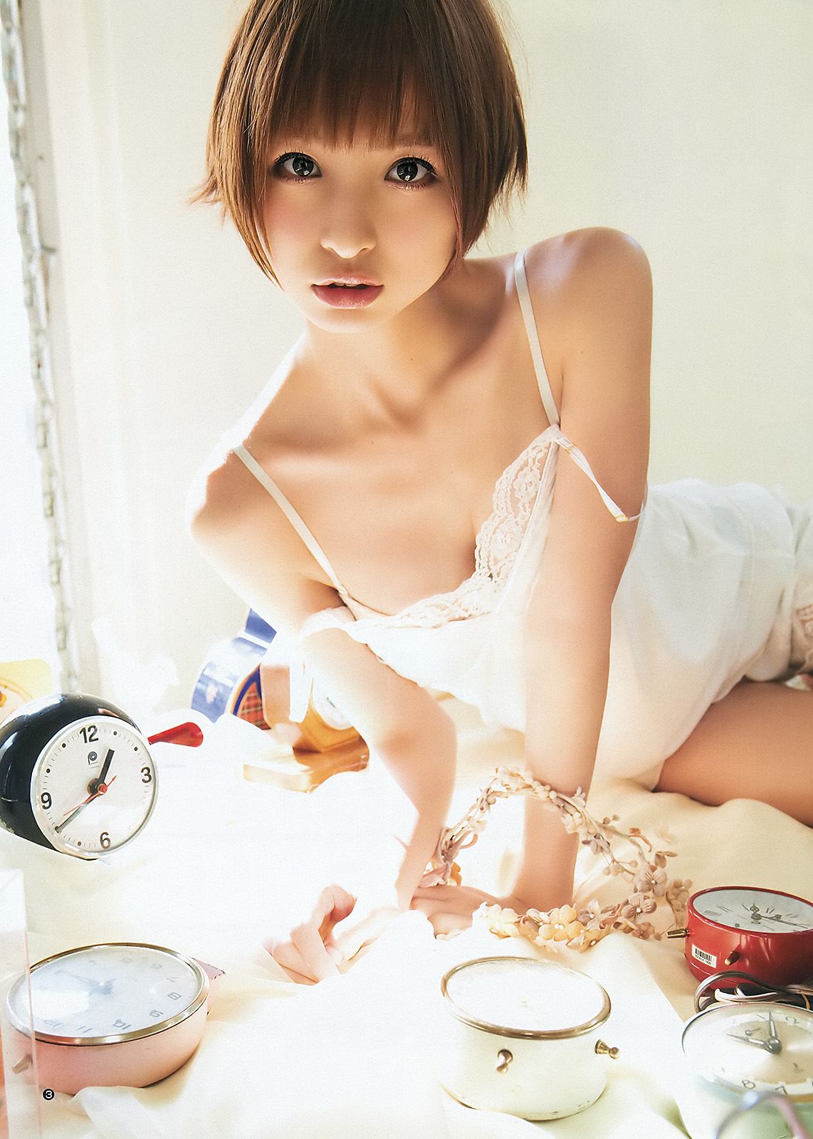 篠田麻里子 Karen 仁藤みさき 今野杏南 丸高愛実 橘麗美 [Weekly Young Jump] 2012年No.22-23 写真杂志