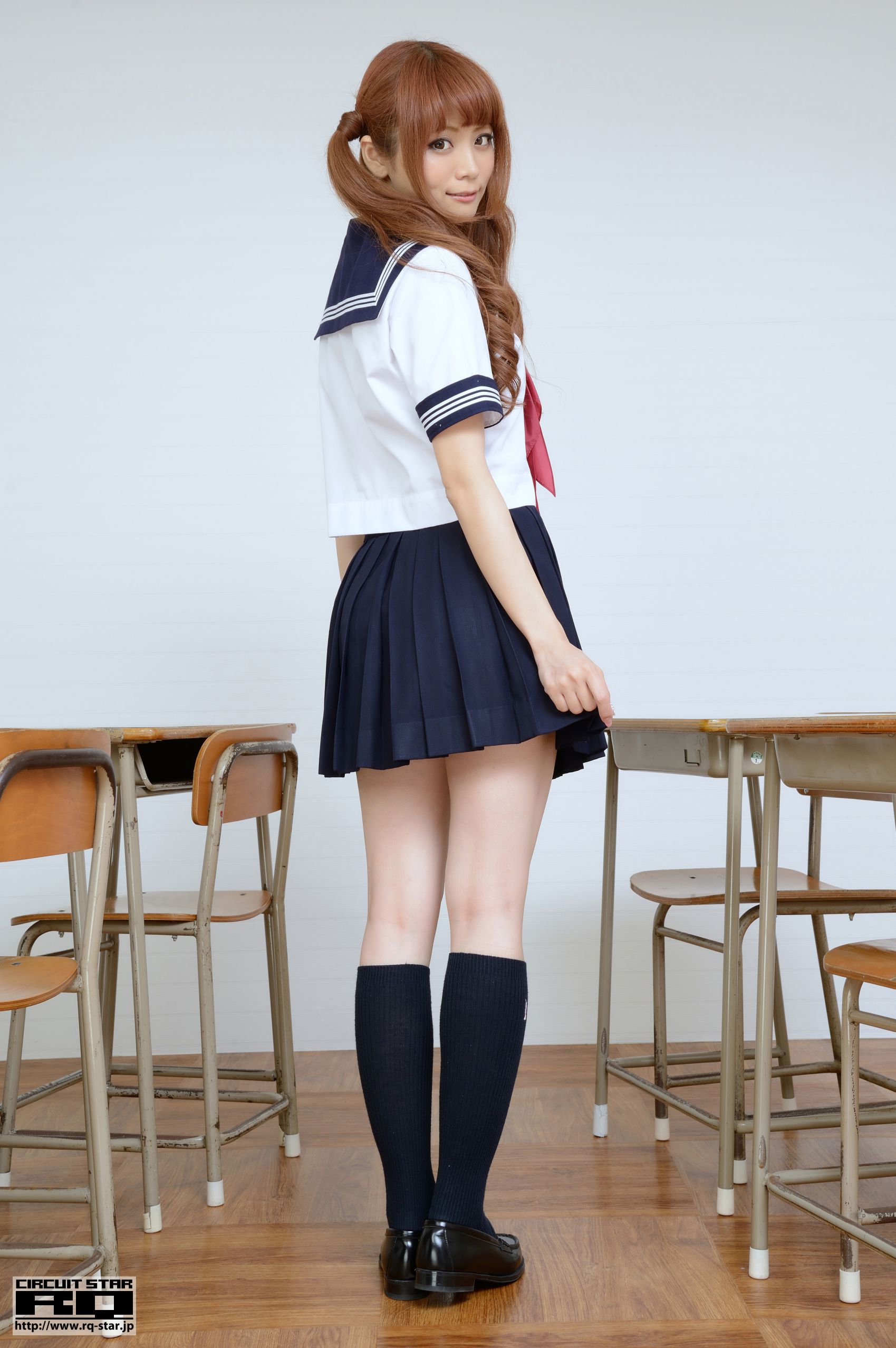 [RQ-STAR] NO.00831 朔矢あいね Sailor Girl 水手服 写真集