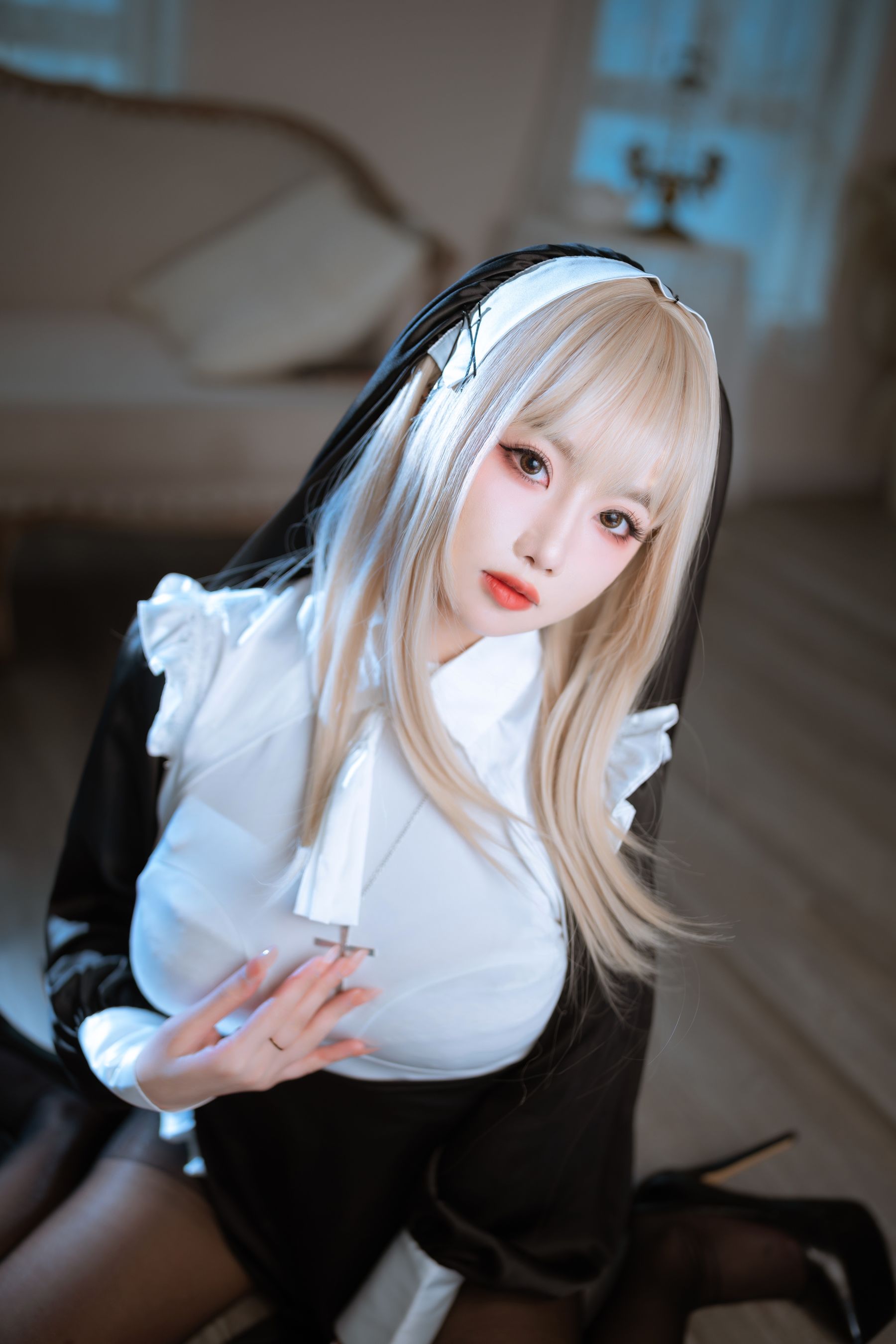 [福利COS] 白嫩美少女鬼畜瑶 - 修女