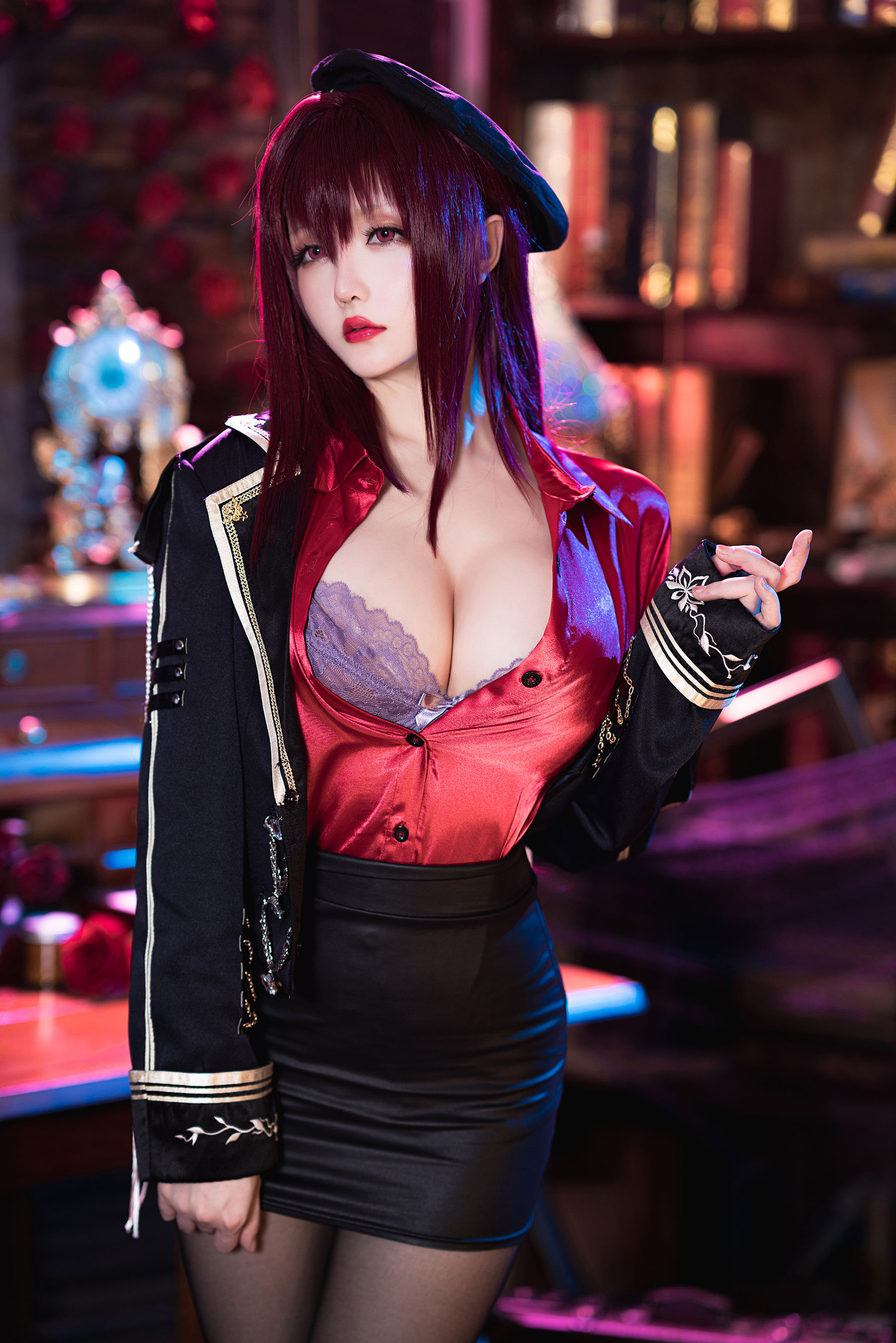 [福利COS] Coser小姐姐- Star - 斯卡哈-真红教枪 - 图库库